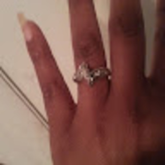 Meet your Posher, Lorree - Picture 1 of 1